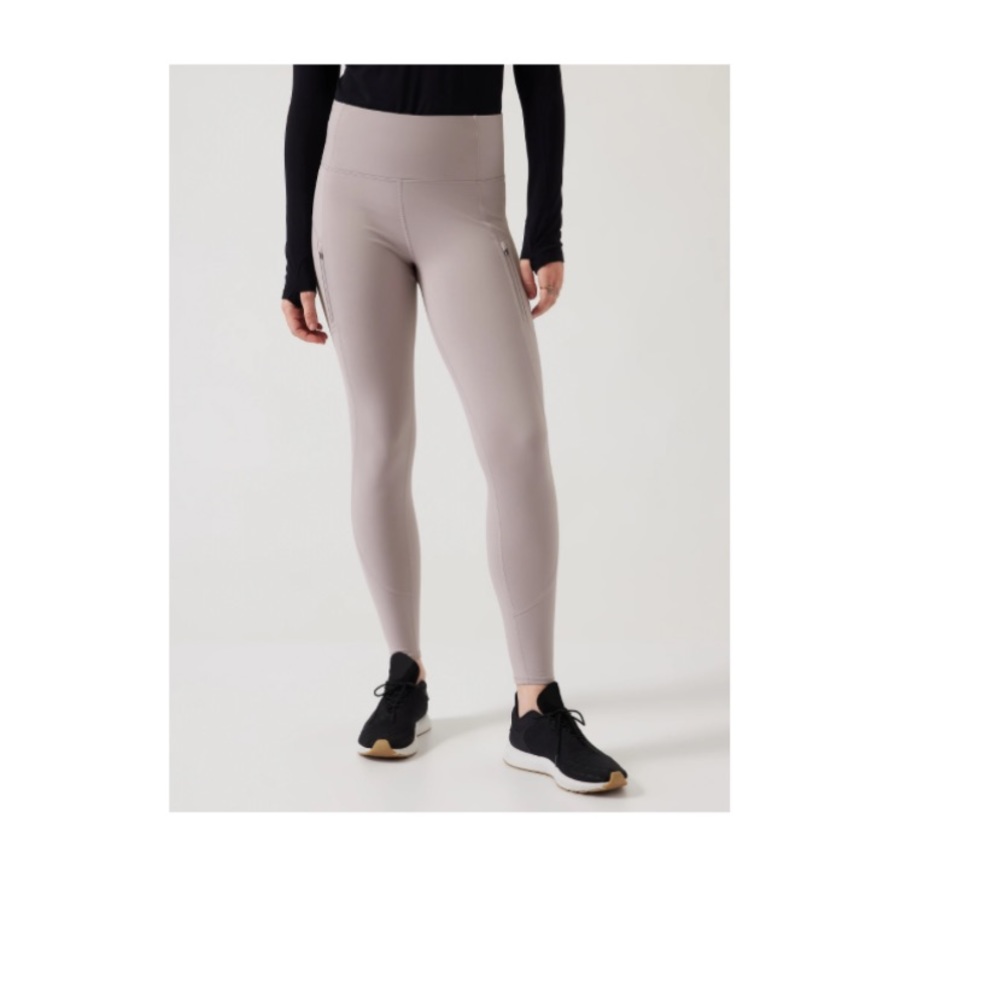 Athleta Rainier Tight size XL in tinsel purple